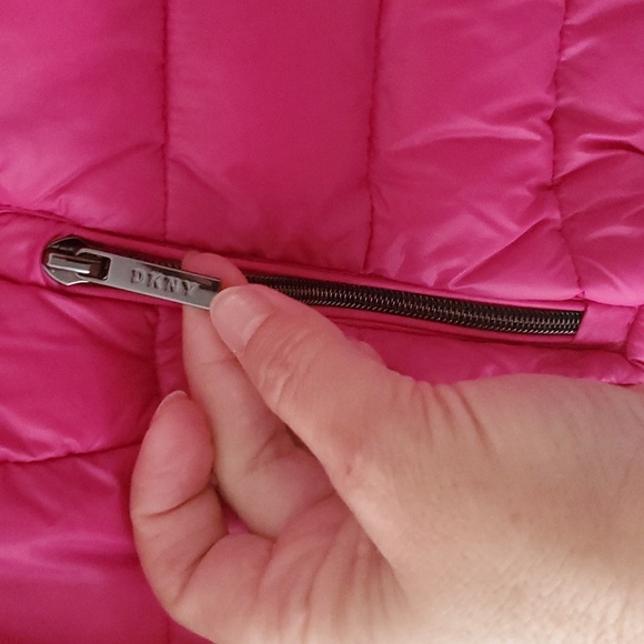 DKNY Pink Down Puffer Jacket Size M - Picture 4 of 16